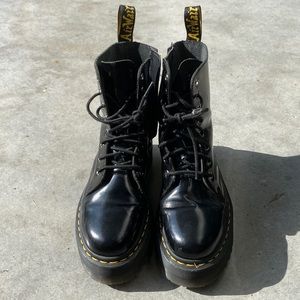 Doc Martins platform